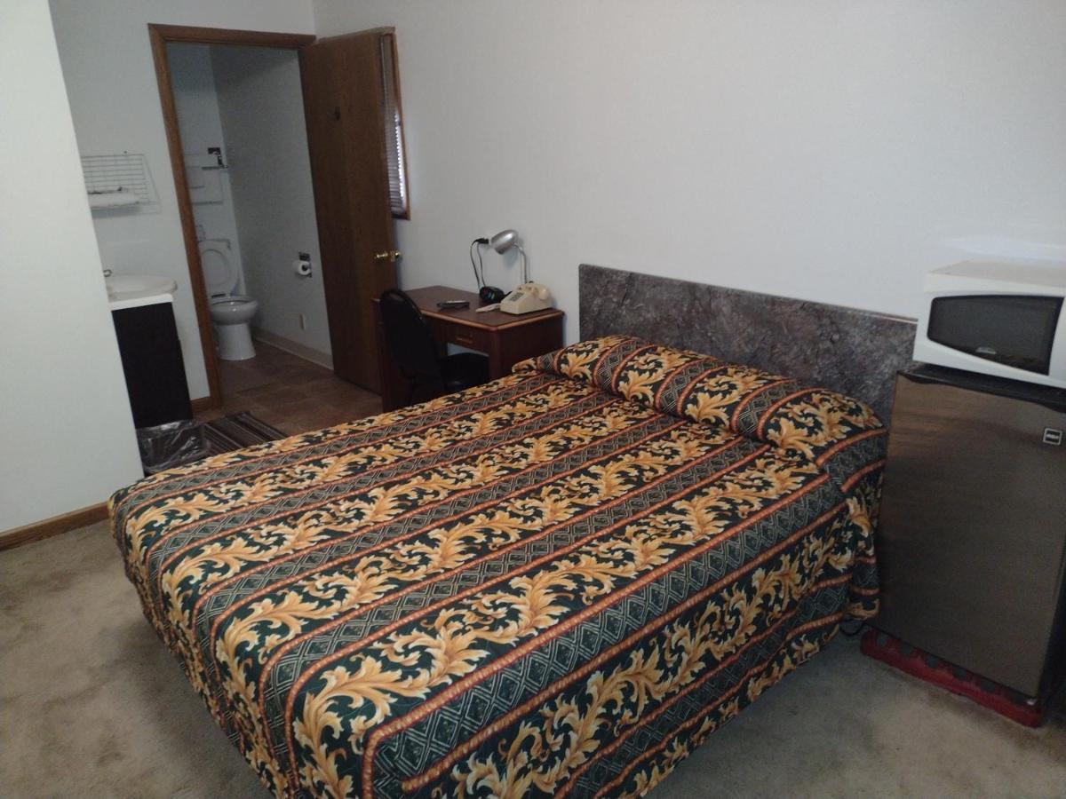 Davis Motel North Lima Экстерьер фото